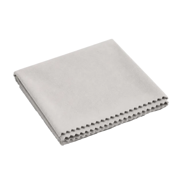 Microfiber cleaning cloth included with the current product