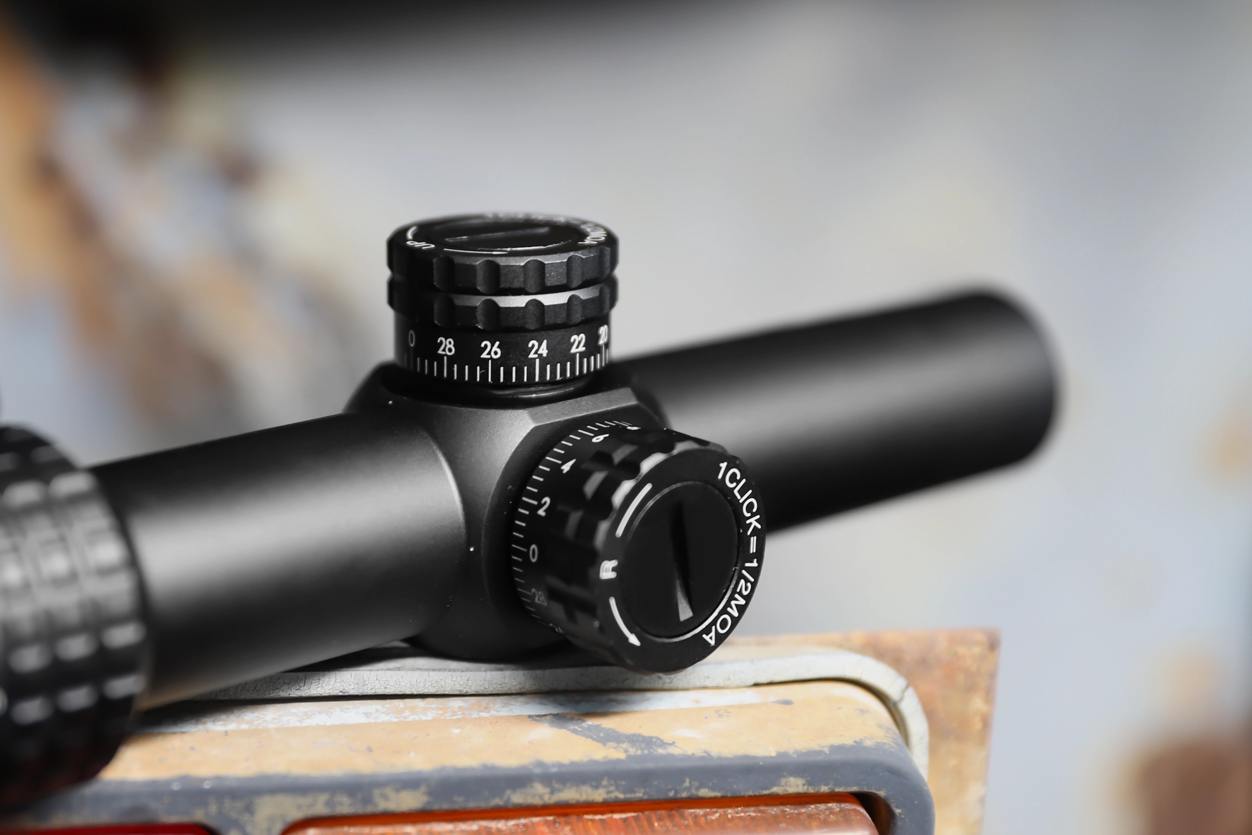 Yubeen ED3-15×50 SFIR FFP turret and adjustment control detail