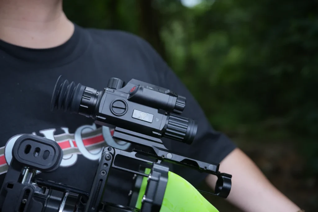 Yubeen DH9 digital day and night vision riflescope